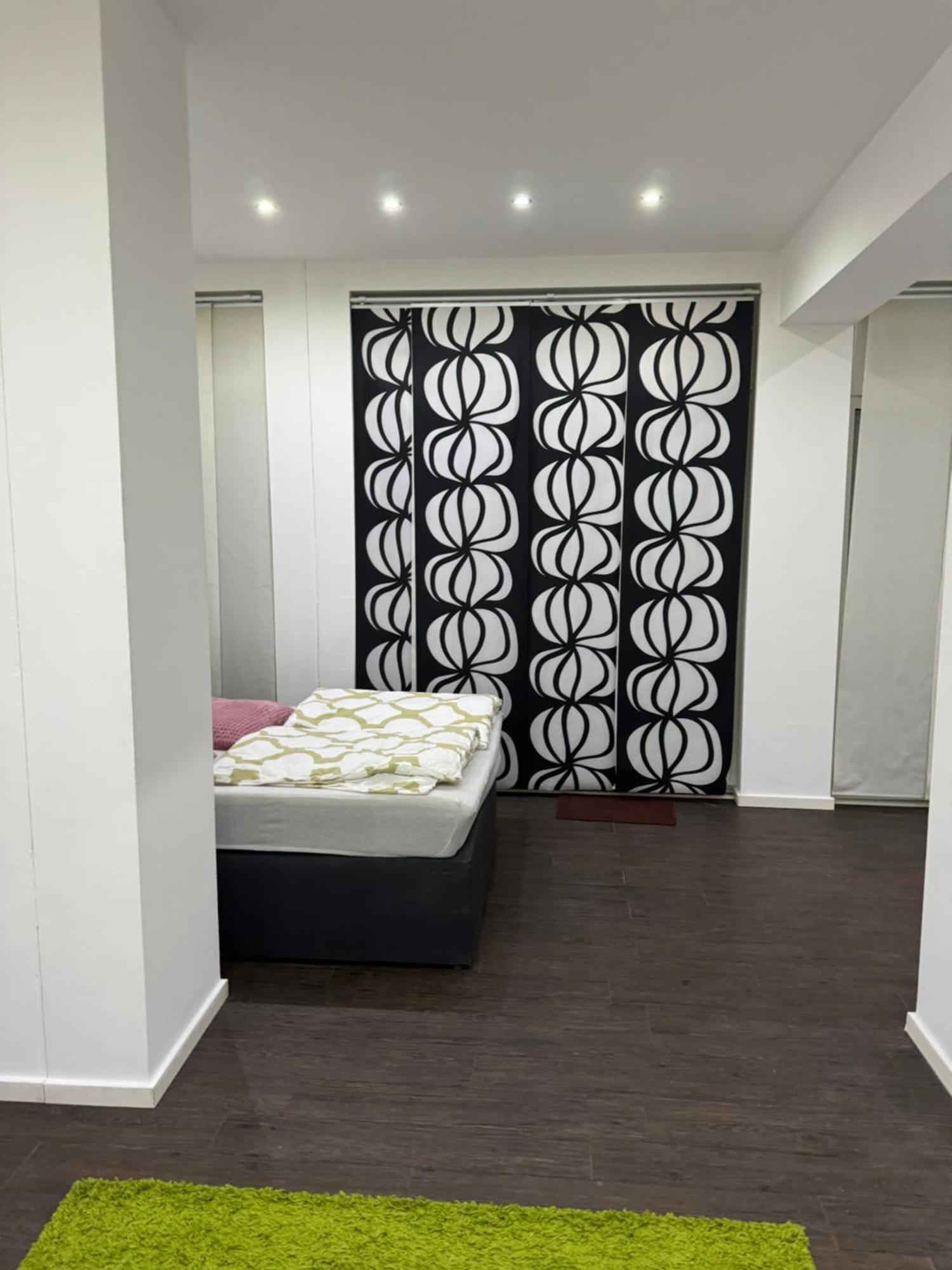 Luxurioese Wohnung Mit Eigenem Garten 奥格斯堡 外观 照片