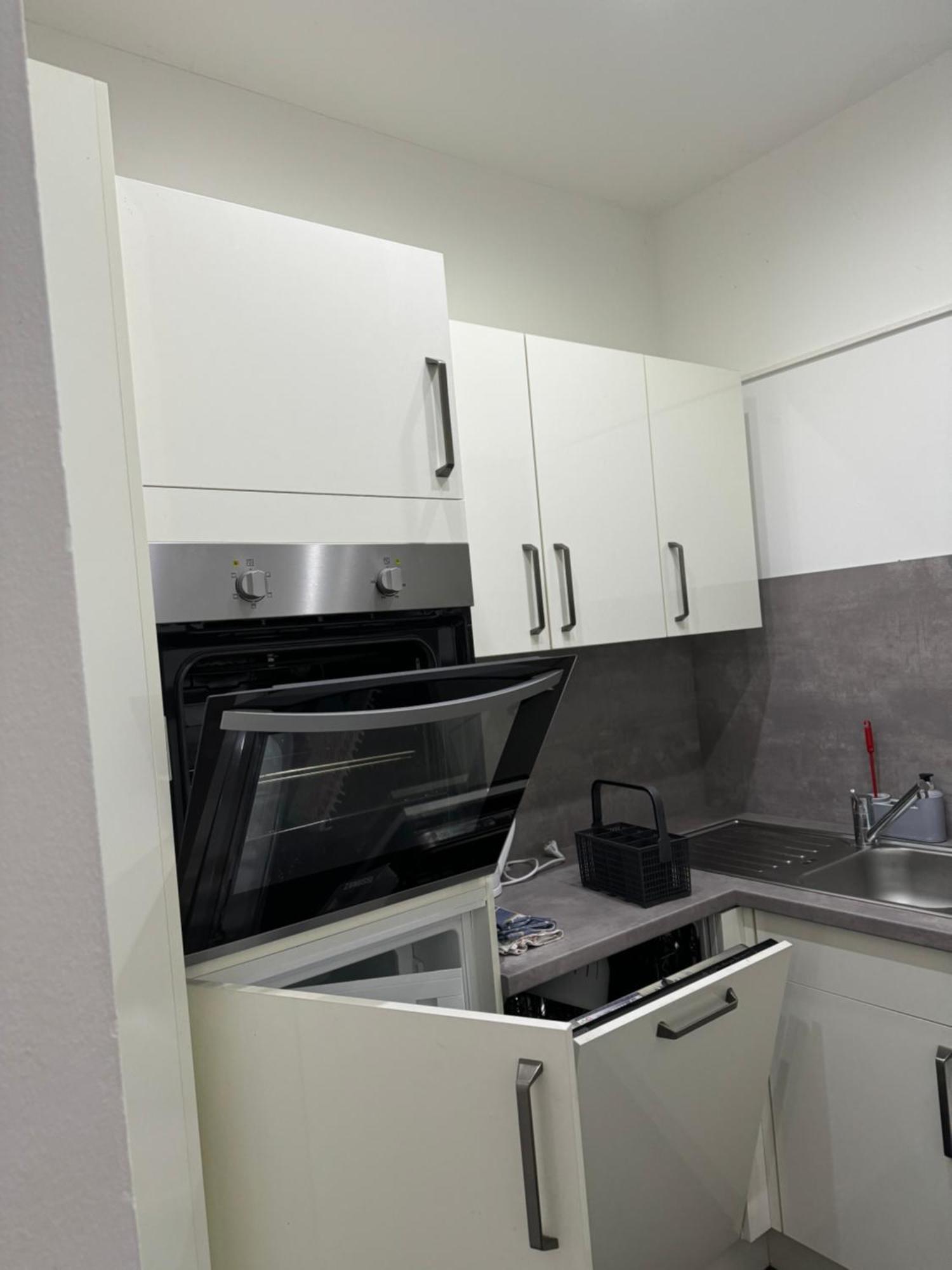 Luxurioese Wohnung Mit Eigenem Garten 奥格斯堡 外观 照片